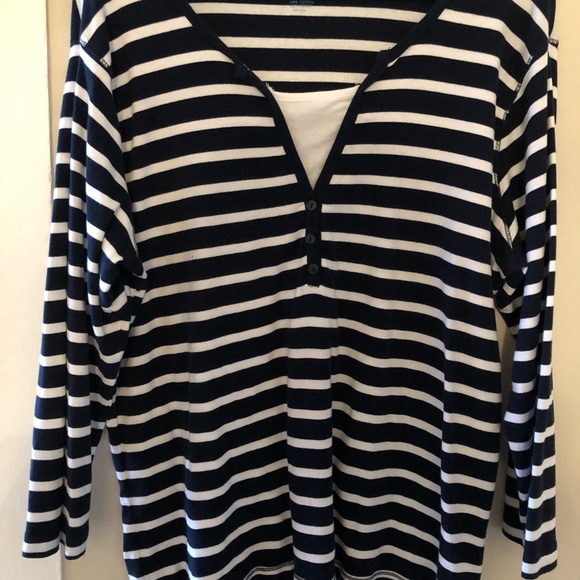 Van Heusen Tops - Women’s stripped blouse
